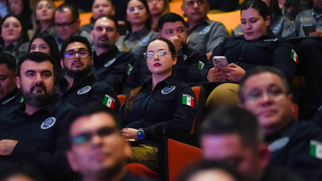 Reconocimiento a la eficiencia de personal de la Fiscalía General del Estado (FGE).