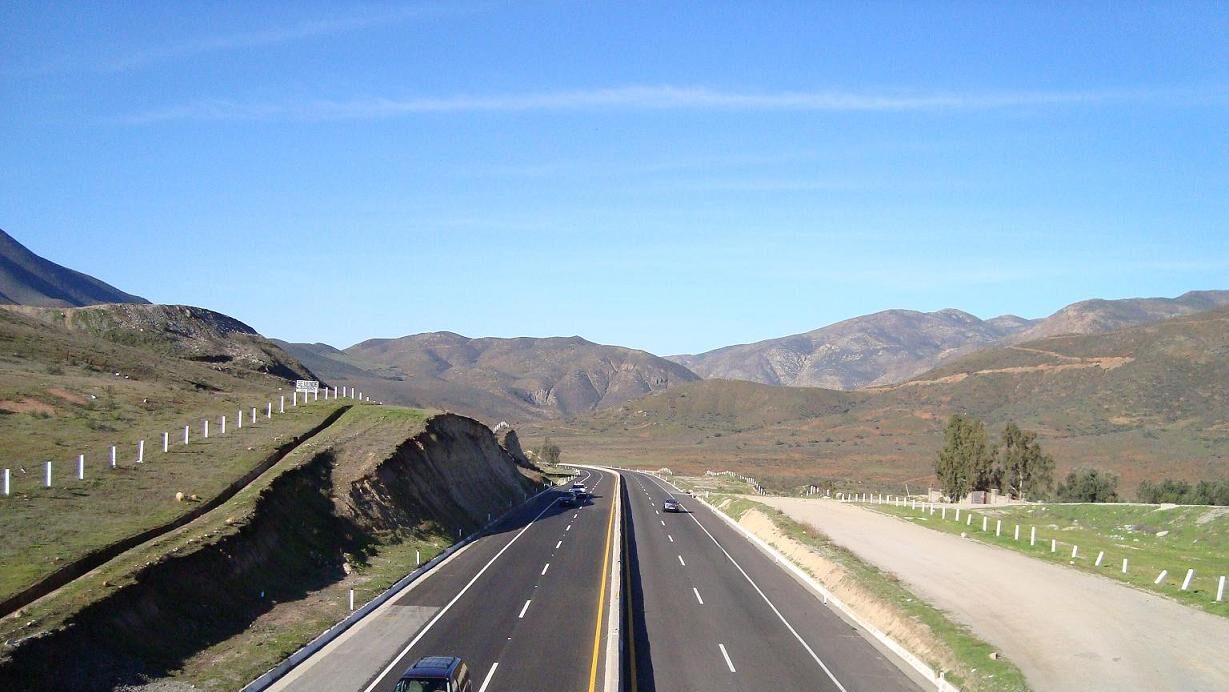 Autopista Tijuana-Tecate.
